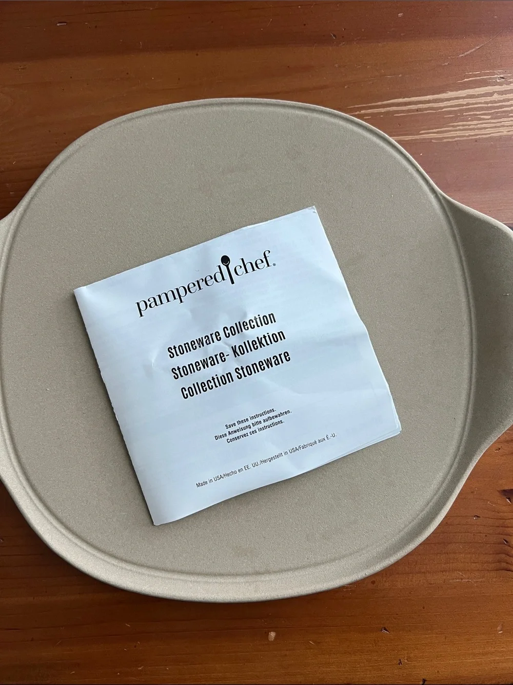 Pampered Chef 9 Inch Personal Pizza Stone Stoneware Light Taupe